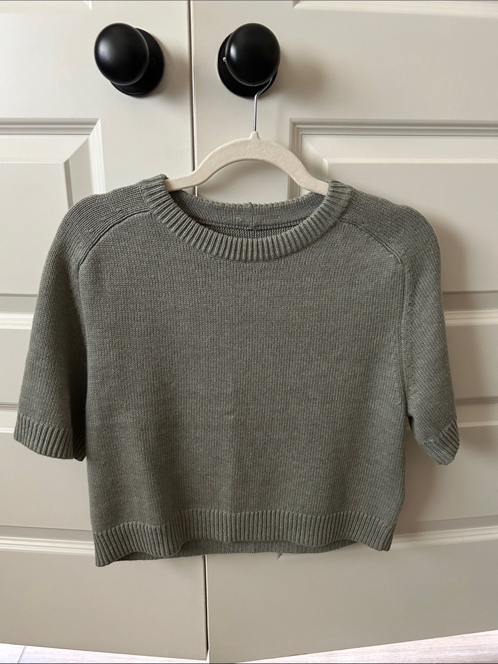 Womens cropped knit sweater